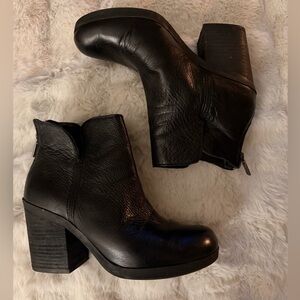Lucky Brand Black leather Ankle Booties